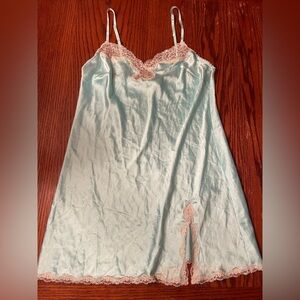 Victoria’s Secret slip; large